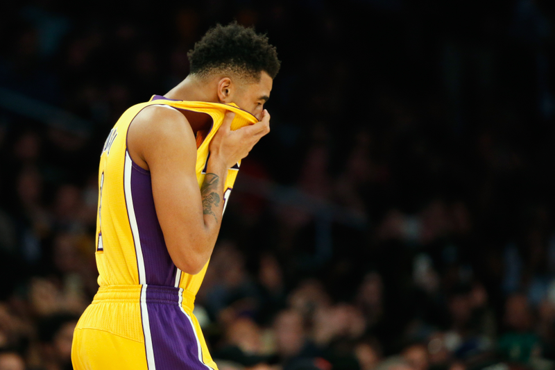Illustration for article titled Celebrity Fight Referee: D’Angelo Russell and Nick Young Race to the Bottom